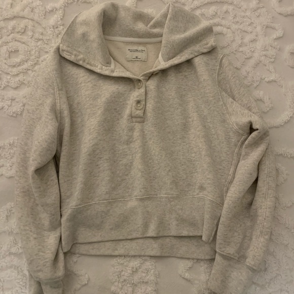 Abercrombie Henley super soft sweatshirt - Picture 3 of 4